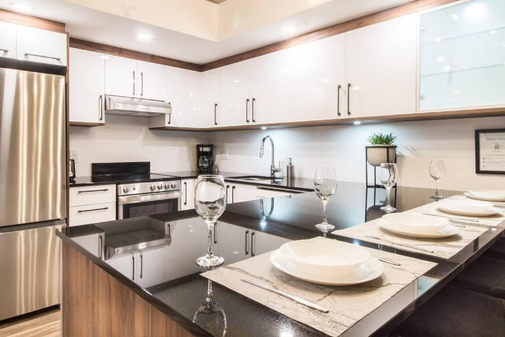 Condo Chic, Centre-Ville Piscine, Terrasse, Gym 魁北克 外观 照片